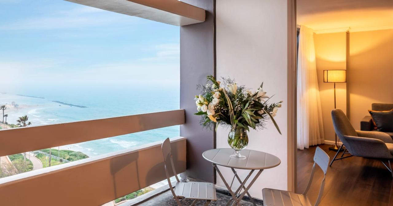 The Seasons Hotel -Studio & Suite Нетания Экстерьер фото