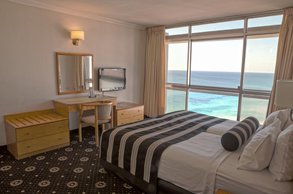 The Seasons Hotel -Studio & Suite Нетания Экстерьер фото